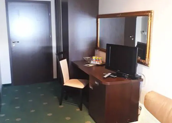 Stella Kompleks wypoczynkowy 3*