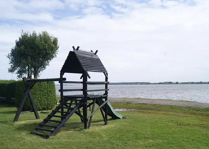 Stella Kompleks wypoczynkowy 3*